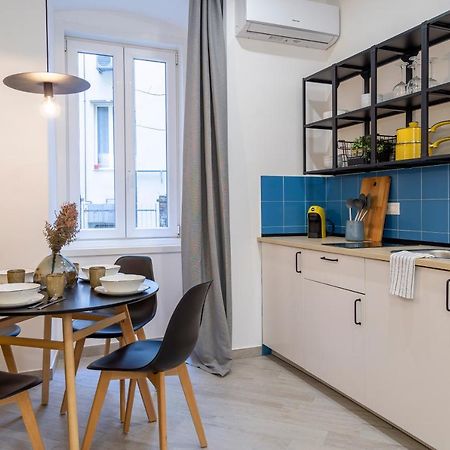 Stylish Apartment With An Arty Touch Fast Wifi Триест Экстерьер фото