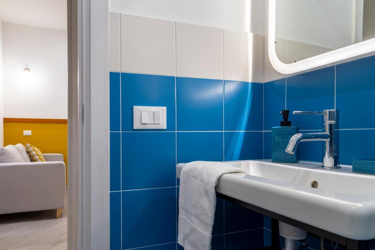 Stylish Apartment With An Arty Touch Fast Wifi Триест Экстерьер фото