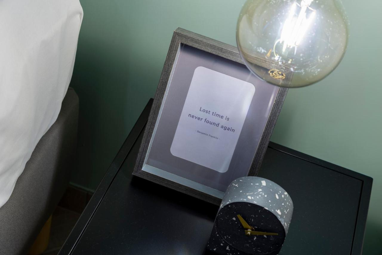 Stylish Apartment With An Arty Touch Fast Wifi Триест Экстерьер фото